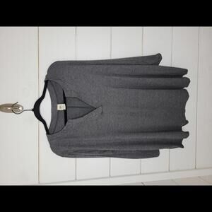 NWOT Boutique Sew in Love XL grey stretchy 3/4 sleeve tee